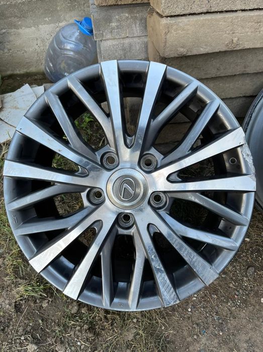 Диска Lexus 570.