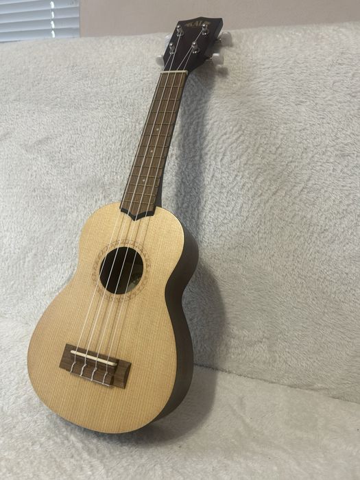 Уколеле KALA K 15S S с калъф
