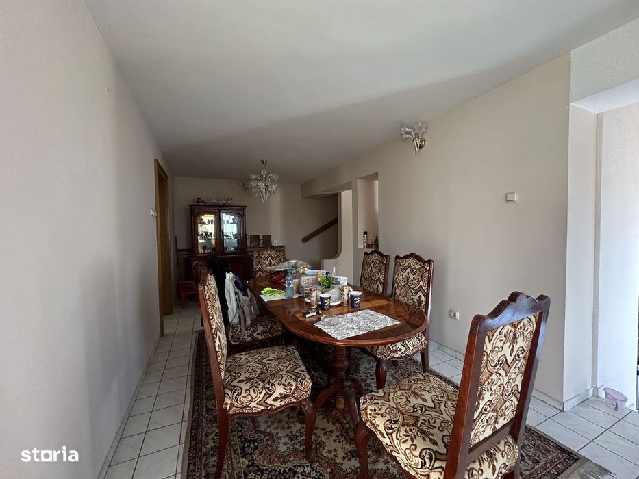 Agentia imobiliara VIGAFON vinde casa 5 camere Pietrosani