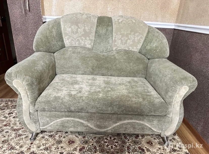Диваны с креслом