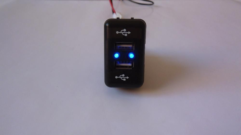 USB УСБ зарядно за вграждане за VW GOLF 4, MAN, Mercedes Actros MP4