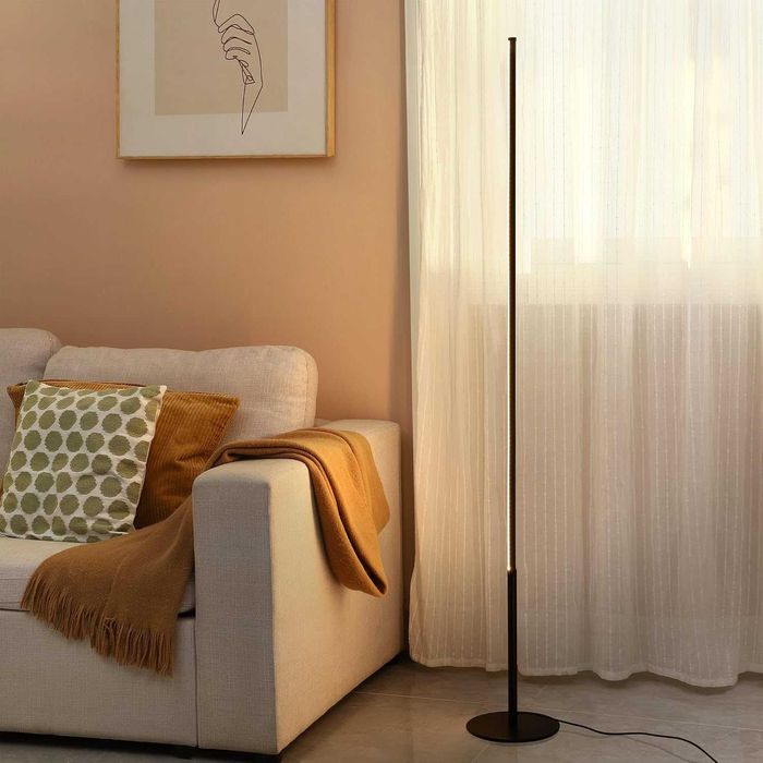 Lampa LED de podea EDISHINE, dimabila, 147 cm, lumina calda 3000K – noua