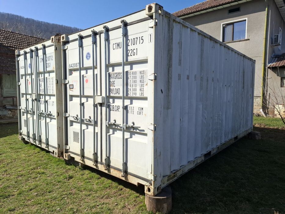Морски контейнери 20 фута с ел.инсталация..