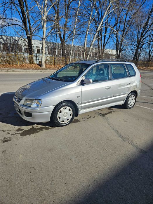 Митсубиши Спейс Стар