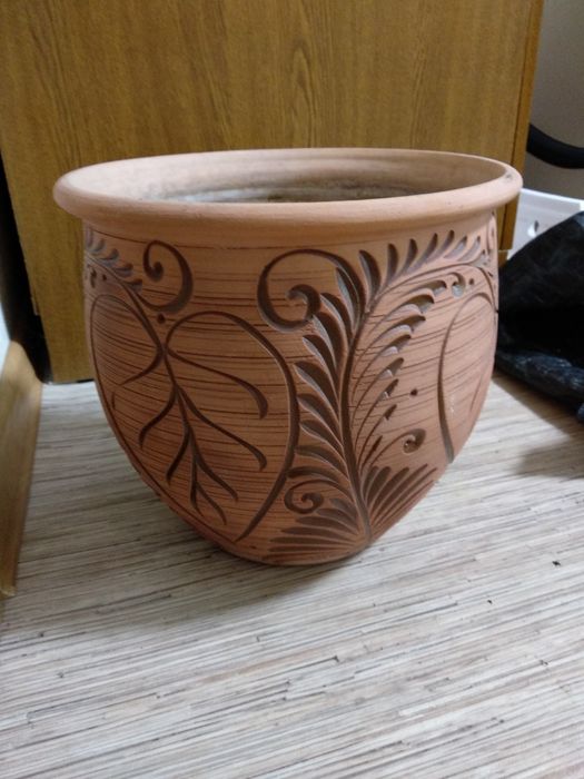 Цветочный горшок