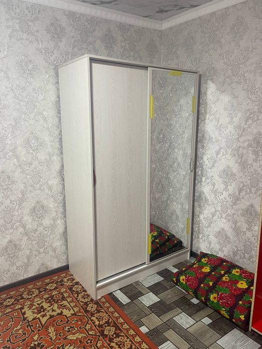 Мебель сотилади.