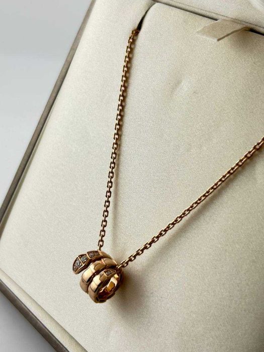 Колье Bvlgari Serpenti