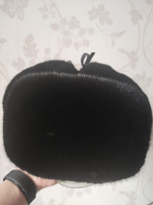 Продам ушанку блек лама