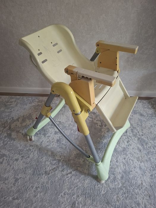 Продам детский стульчик,цена 7тыс