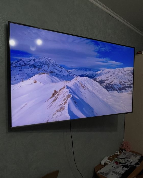 Продам SAMSUNG QLED 55  диагонал 140 см
