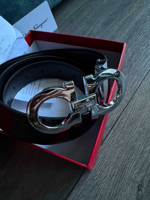 Curea Ferragamo silver NOUA