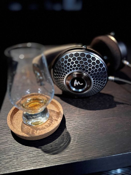 Слушалки Focal Clear MG Brown