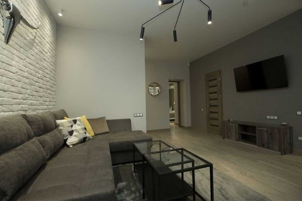 Дава се под наем Двустаен апартамент в София, Дианабад - 65 кв.м за 331.5 € - Снимка #1