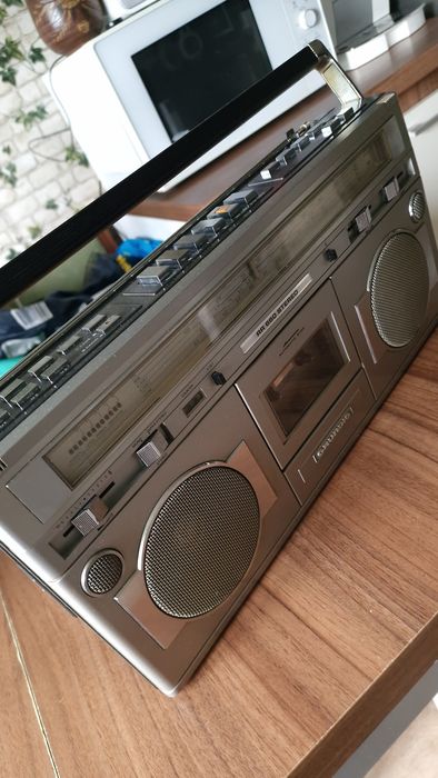 Radio Grundig RR600 si City boy 700