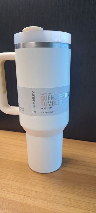 Продам термокружку Stanley