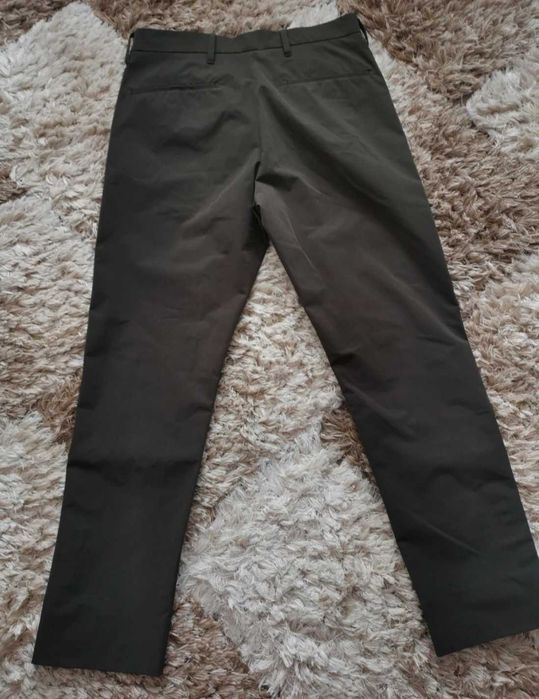 Pantaloni bărbați Prada,mărime 48