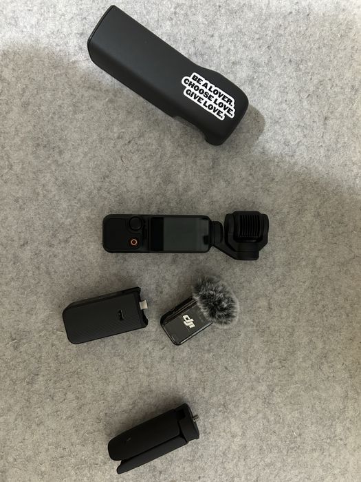 DJI Osmo Pocket 3 Combo