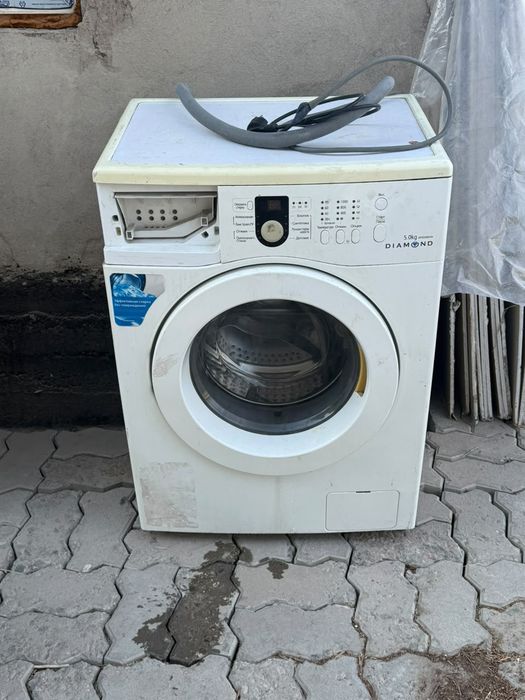 Продаю стиральнаю машину