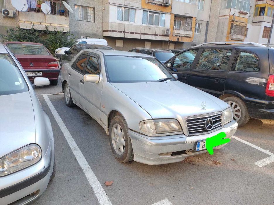 W 202 цял, прегрят двигател