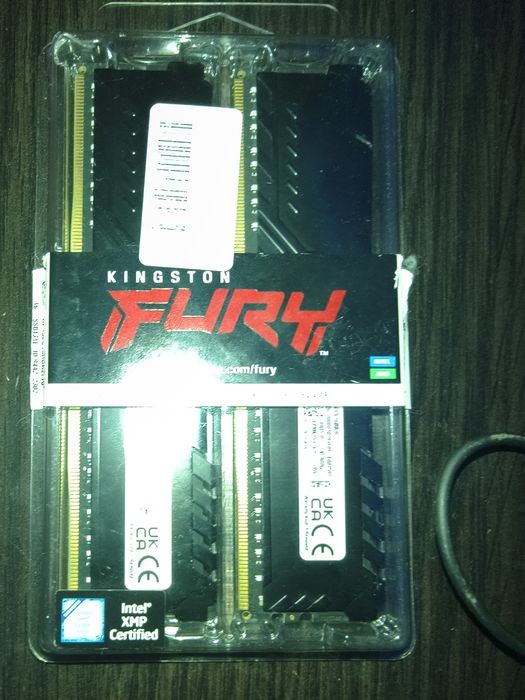 16 GB RAM ddr4 Kingston 2x8 gb 3200 mhz cl16