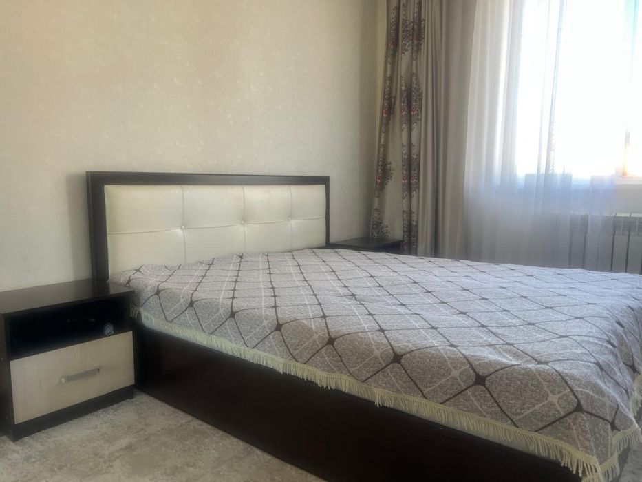 Продам спальный гарнитур