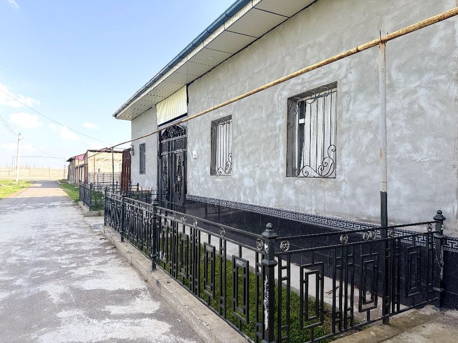 Продам дом все удобства есть