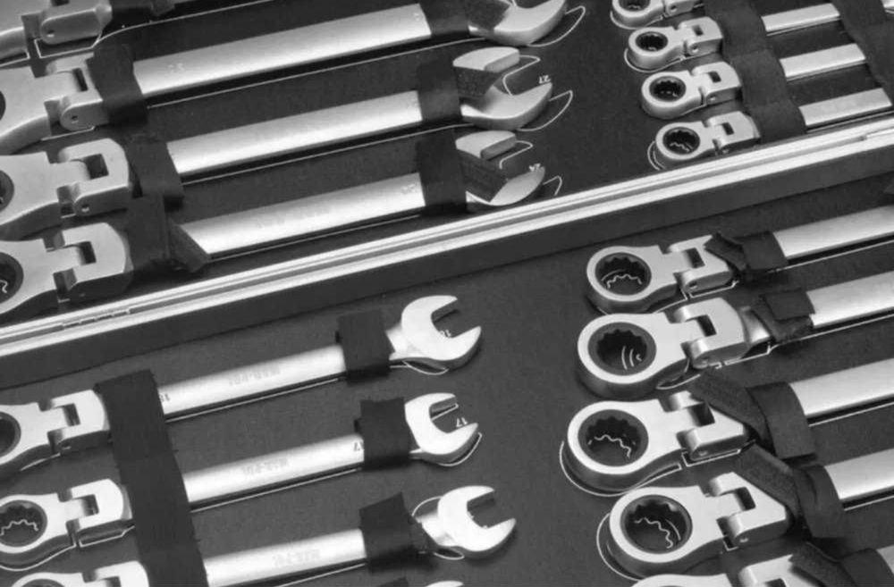 Звездогаечни чупещи тресчотни ключове 6-32мм в куфар Stahlmayer