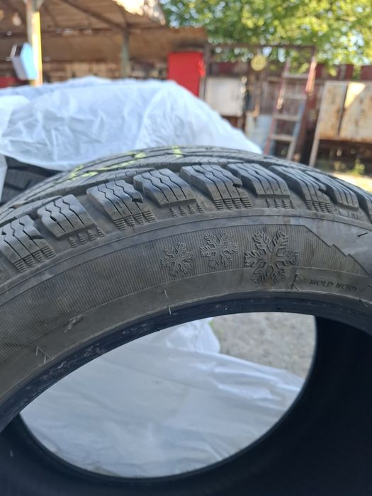 Vand anvelope de iarna Taurus 245/45/18