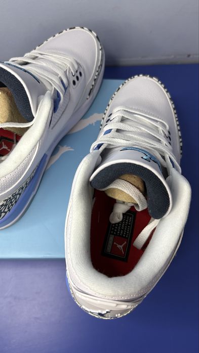 Air Jordan 3 UNC - marimea 42