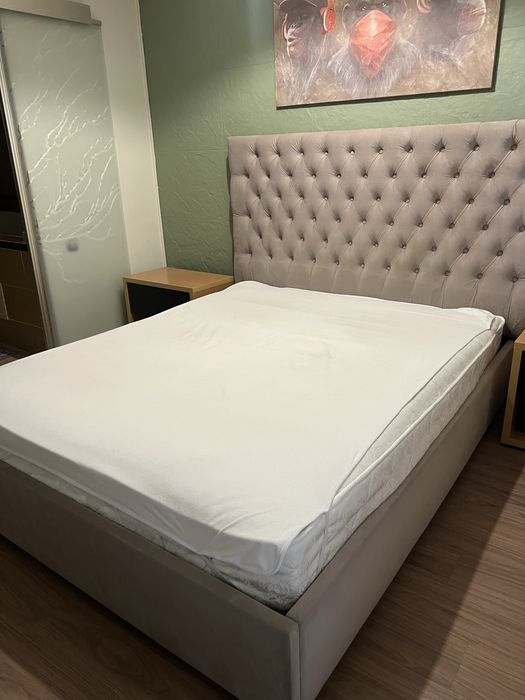 Кровать двухспальная