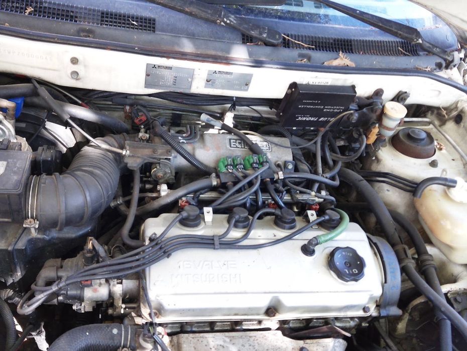 Продавам автомобил  Mitzubishi Space Wagon, 2000 куб