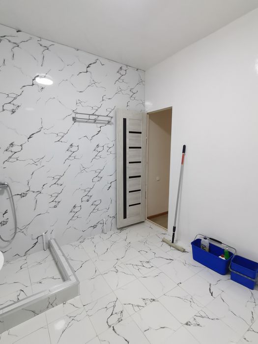 Уборка домов и квартир офисов служебных помещений любого типа !!!