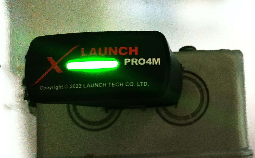 Kit Launch Easydiag PRO4M Tableta 10.1" Tester Auto Profesional Multim