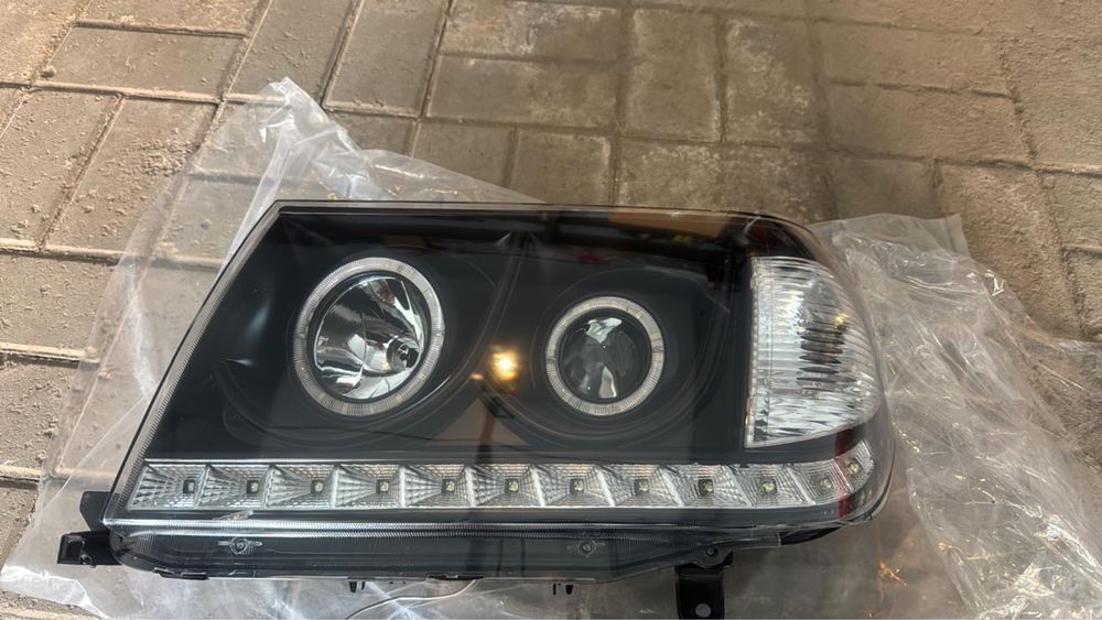 Фары Land Cruiser 100