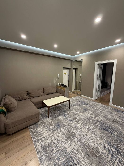 Arenda aloqa tinchlik novstroyka 
5 xona 216 kv 8.9 etaj
