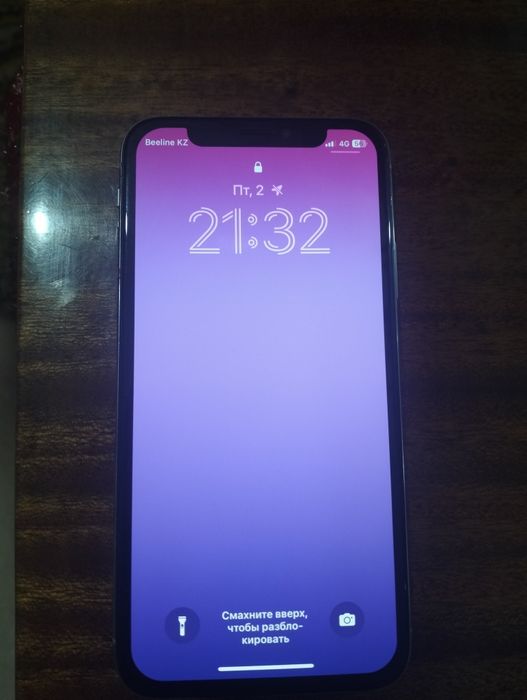 Продам iPhone 10