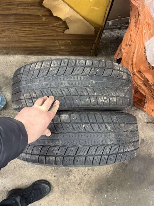 Продам два балонна