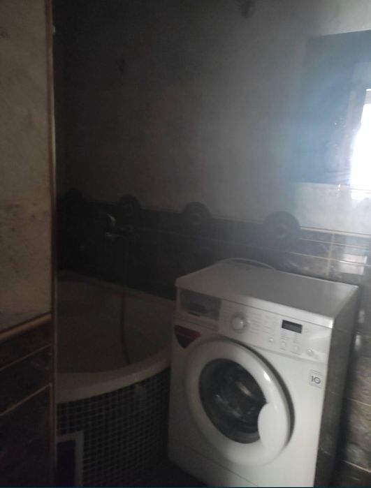 Фаргона.  Миллий банк олдида Янги курилган Дом.