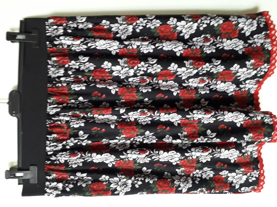 Fusta handmade nouă