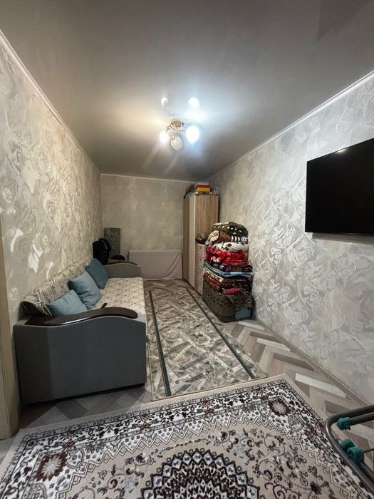 Продам 2 комн КВ.в районе Уюта.