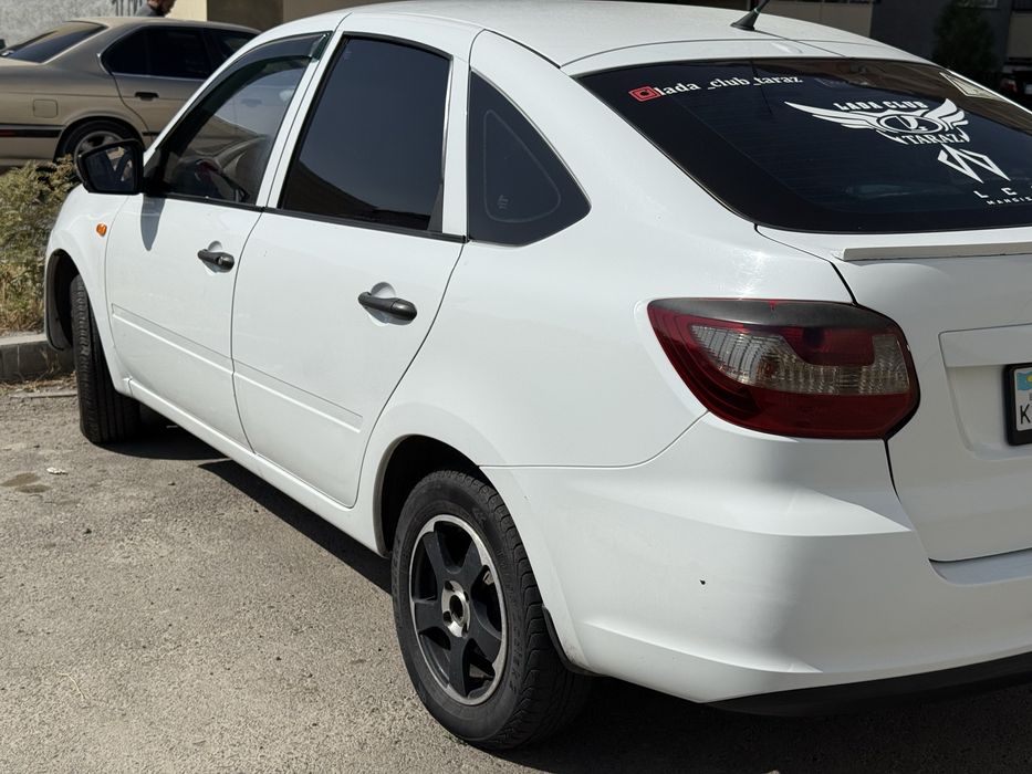 Продам Lada Granta 2015г