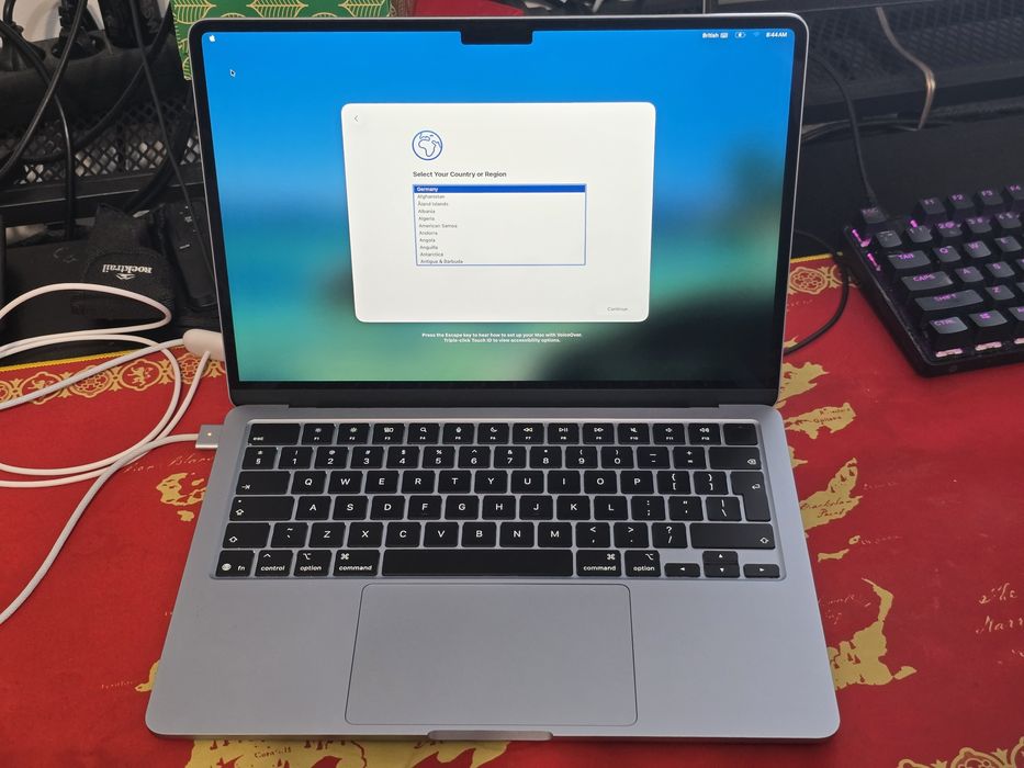 macbook air 13 m4 512gb - Laptopuri oferte online | OLX.ro