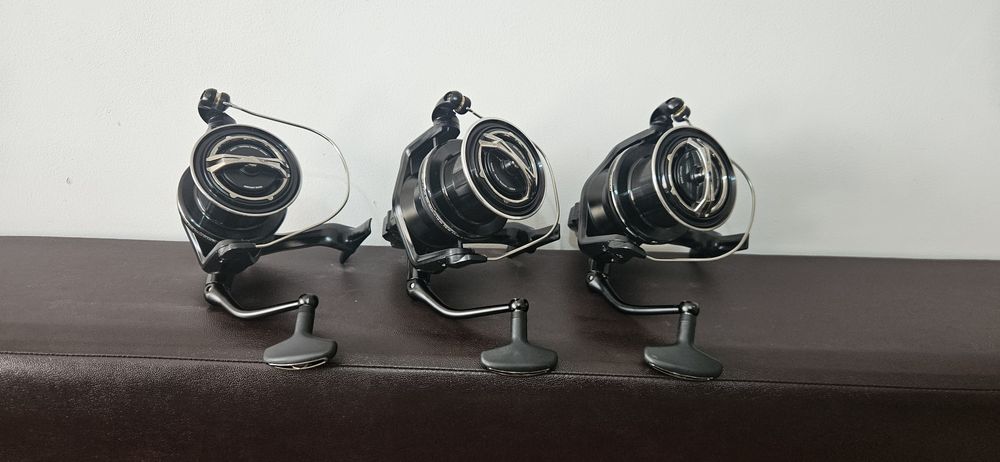 Vând un set de 3 mulinete Shimano Ultegra 14000 XTD