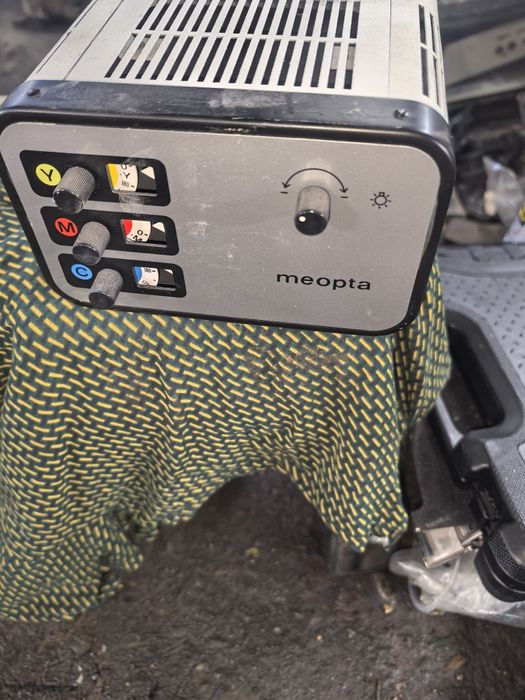 Tova e cvetna glava za foto uveli4itel meopta