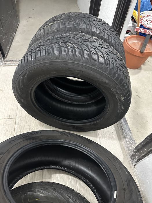 Cauciuciri Nokian, 215/60 r16 de iarna in stare buna