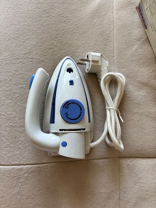 Складной утюг Severine