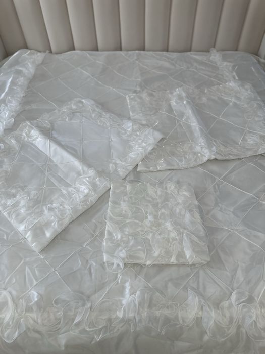 Покрывало с наволочками