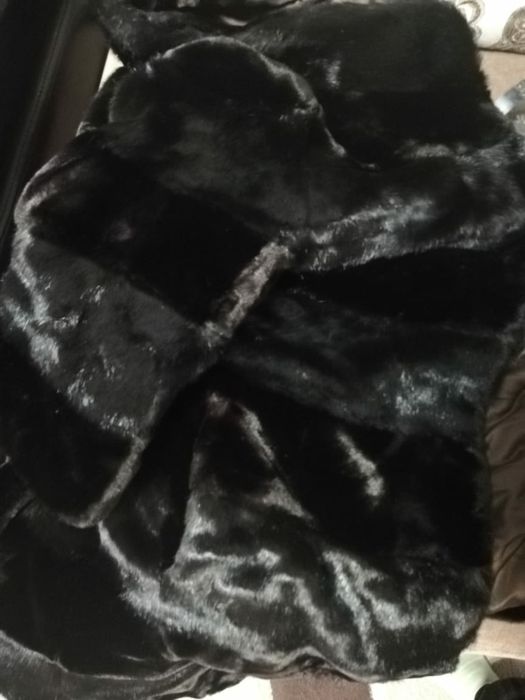 Продаю бобер шубу
