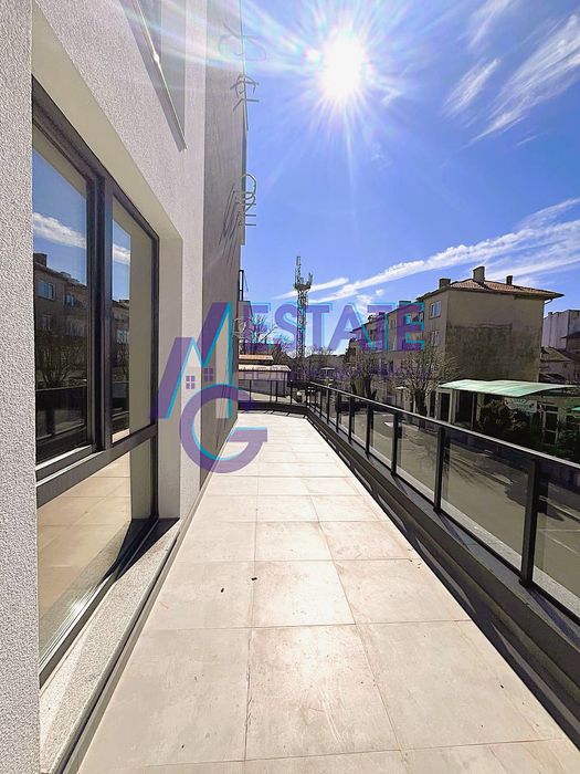 Продава се Двустаен апартамент в Царево - 64 кв.м за 1797 €/кв.м - Снимка #1