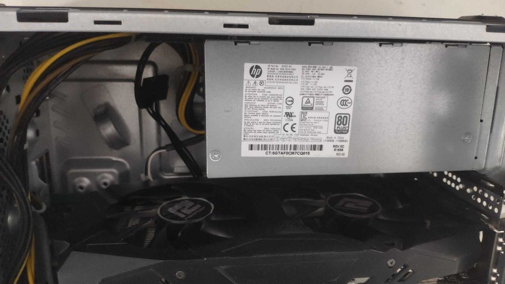 HP Pavilion Gaming Core i7 9700F/16GB RAM/512GB SSD/1TB HDD/PowerColor RX 590 8GB